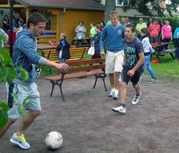 1.SC Znojmo FK udlalo radost dtem z Dtskho domova Znojmo