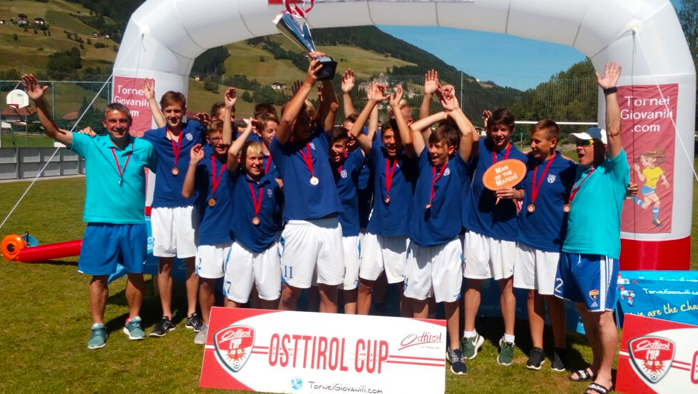 U15 dovezla z mezinrodnho turnaje v Rakousku stbro!