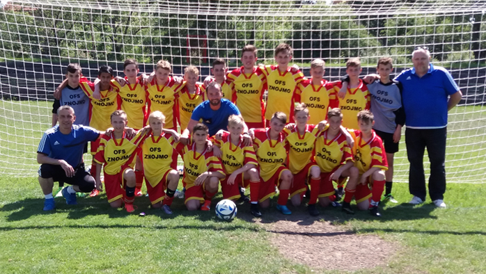 Tm OFS Znojmo U14 dominoval v Bratislav i za vdatnho pispn 1.SC Znojmo